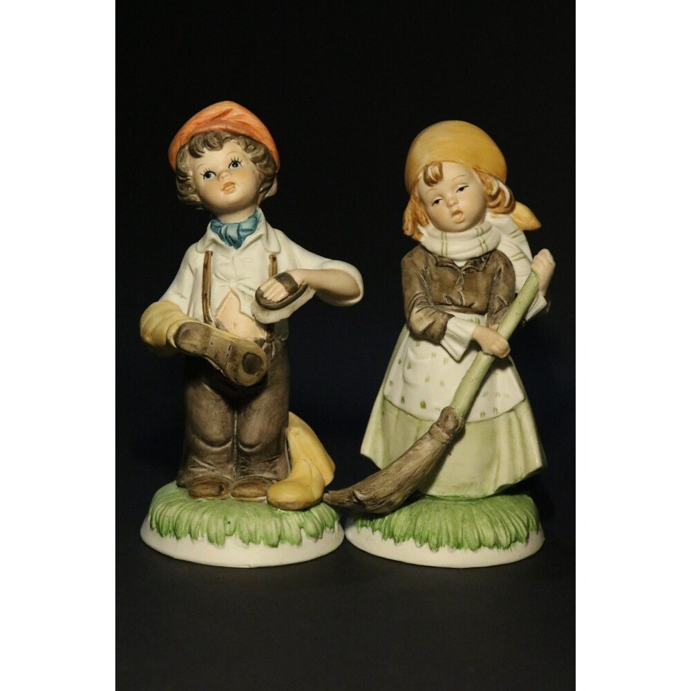 Capodimonte Italian Style Shoe Shine Boy and Girl with Broom